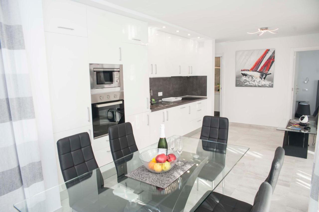 Playa De Las Americas Luxury Home Exterior photo